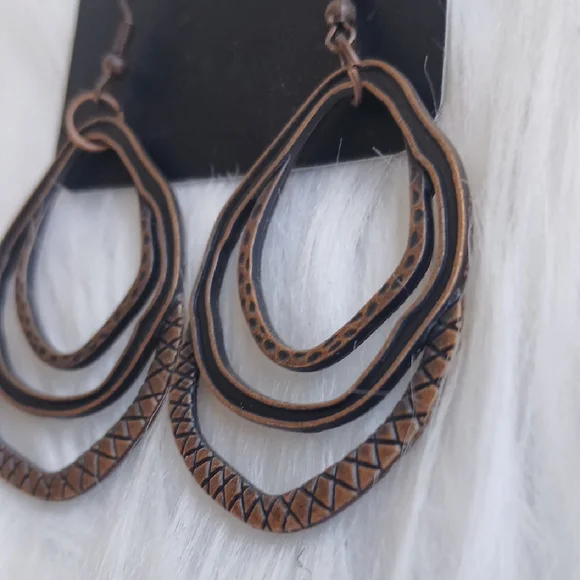 Paparazzi Brass Hoop Earrings - Picture 3 of 6